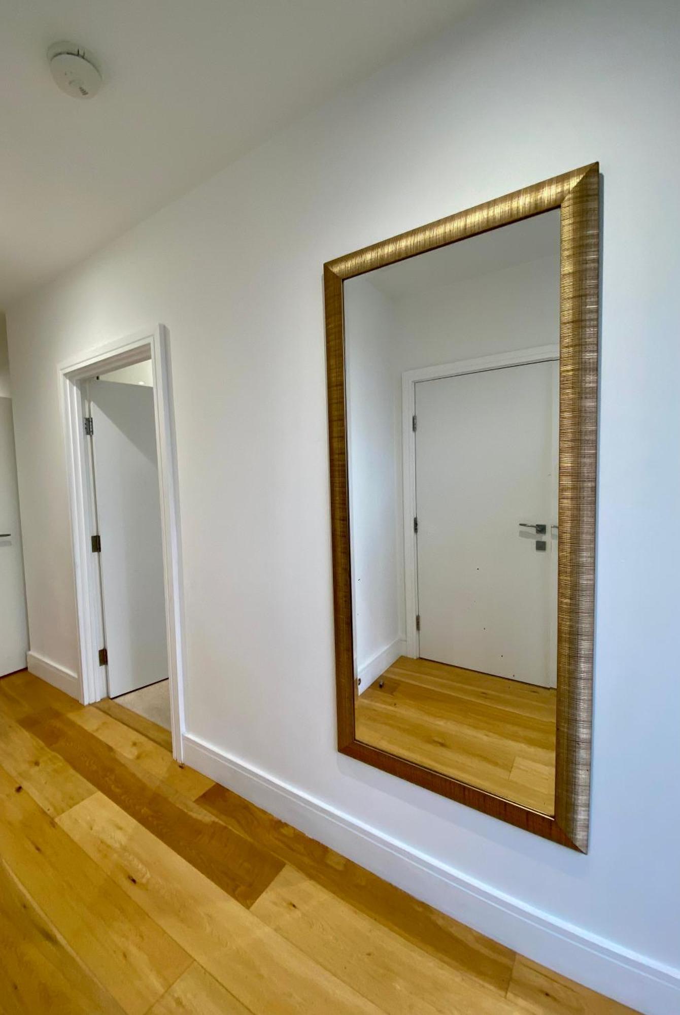 Spacious 2 Bedroom Penthouse Retreat Londra Esterno foto